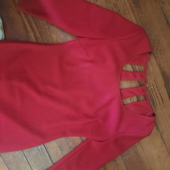 Classy Red Bisou Bisou Dress - Picture 3 of 5